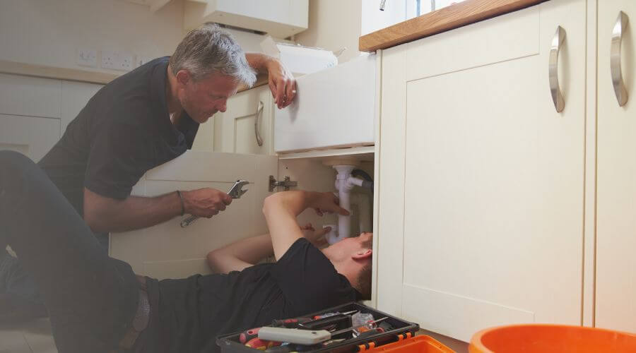 Professional burst pipe repair services in Gordonville, TX